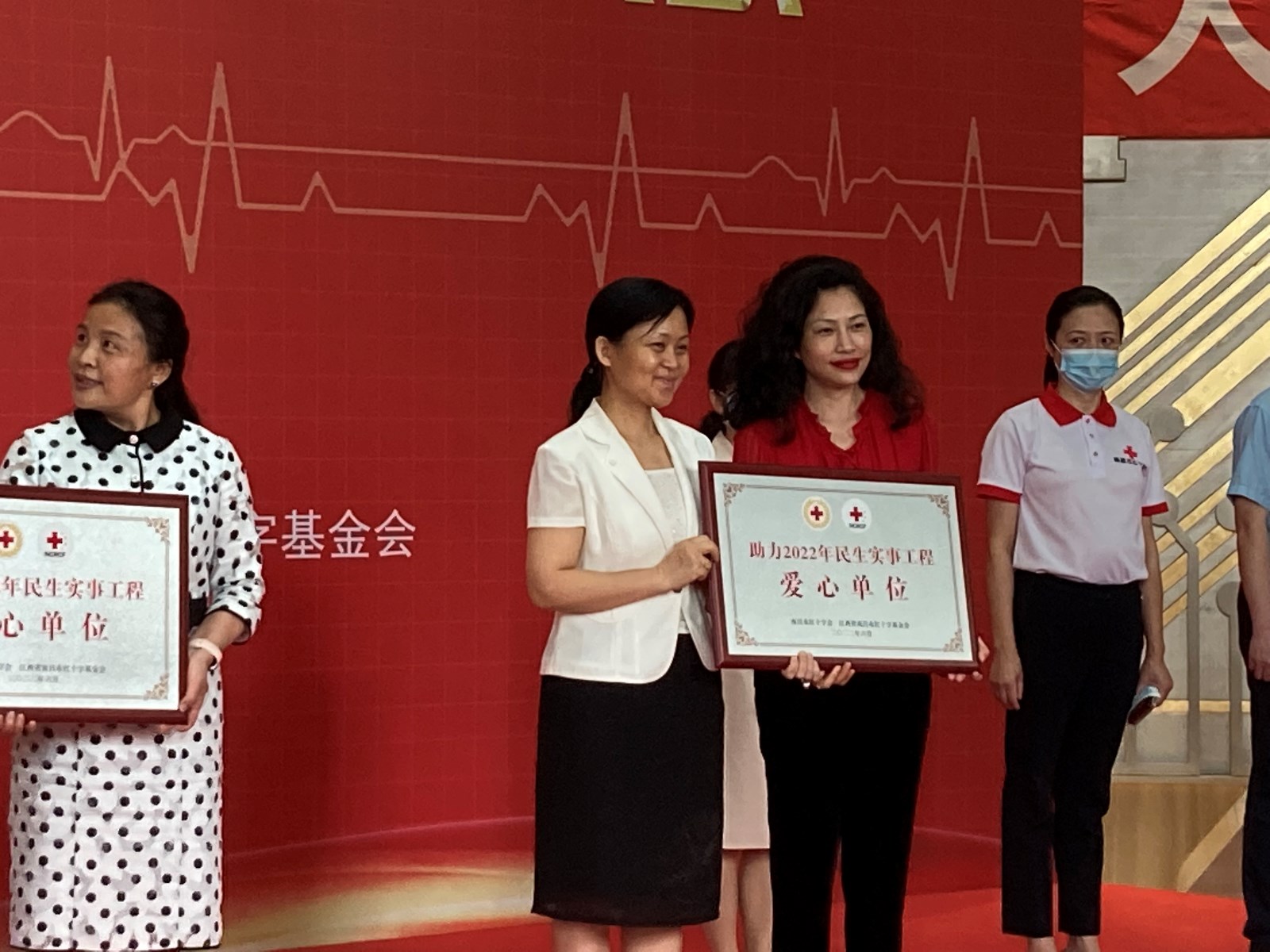 1655870265.jpg 737af22b933f80ee97f59eca5fcf694.jpg