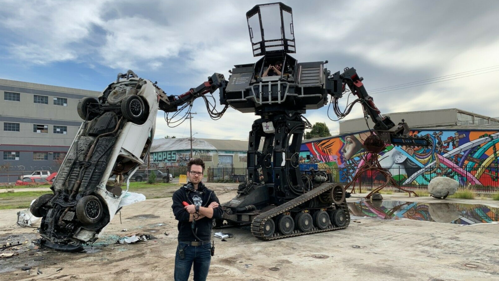 Entertainment Megabots Throws in the Towel and Puts Battle Robots on Ebay
